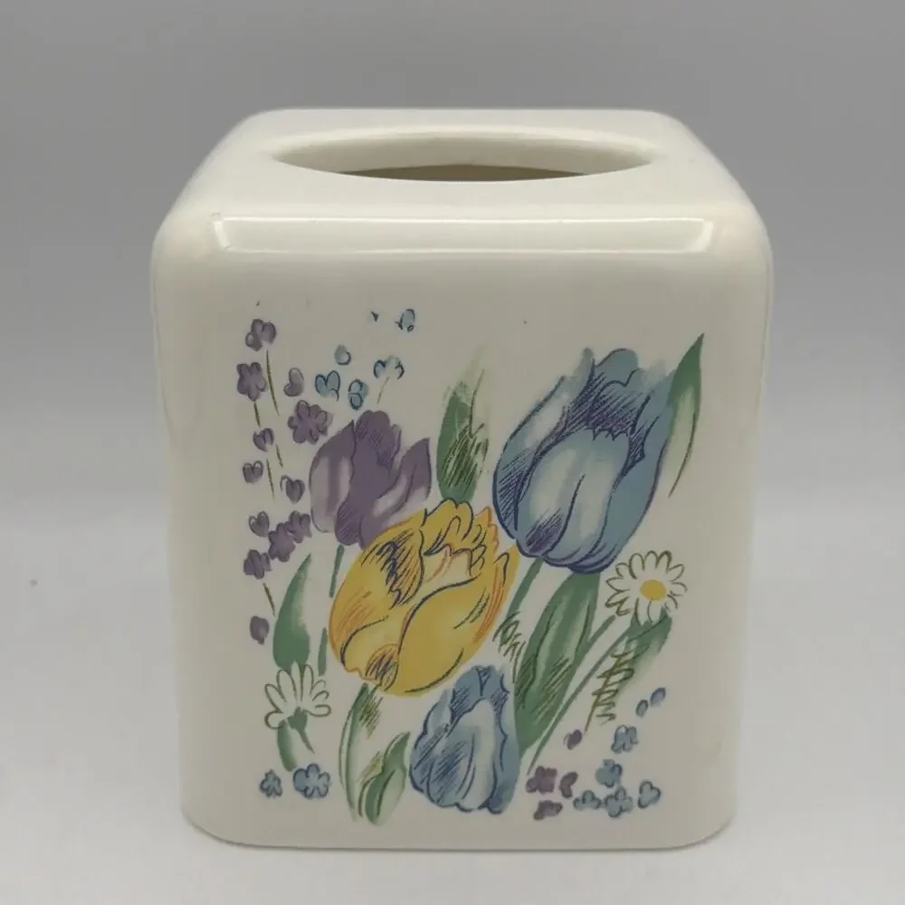 Vintage Plastic Acrylic Cube Tissue Box Cover Holder Floral 90s White Blue Tulip
